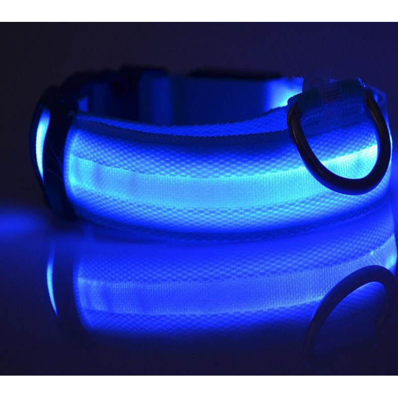 Светещ LED нашийник за куче