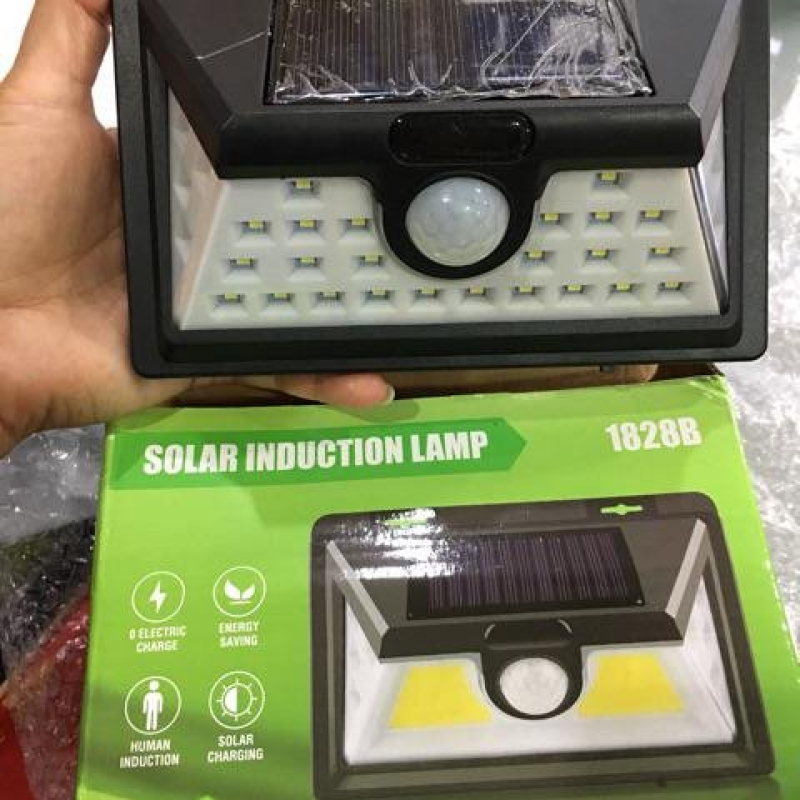 Соларна сензурна лампа 1828B